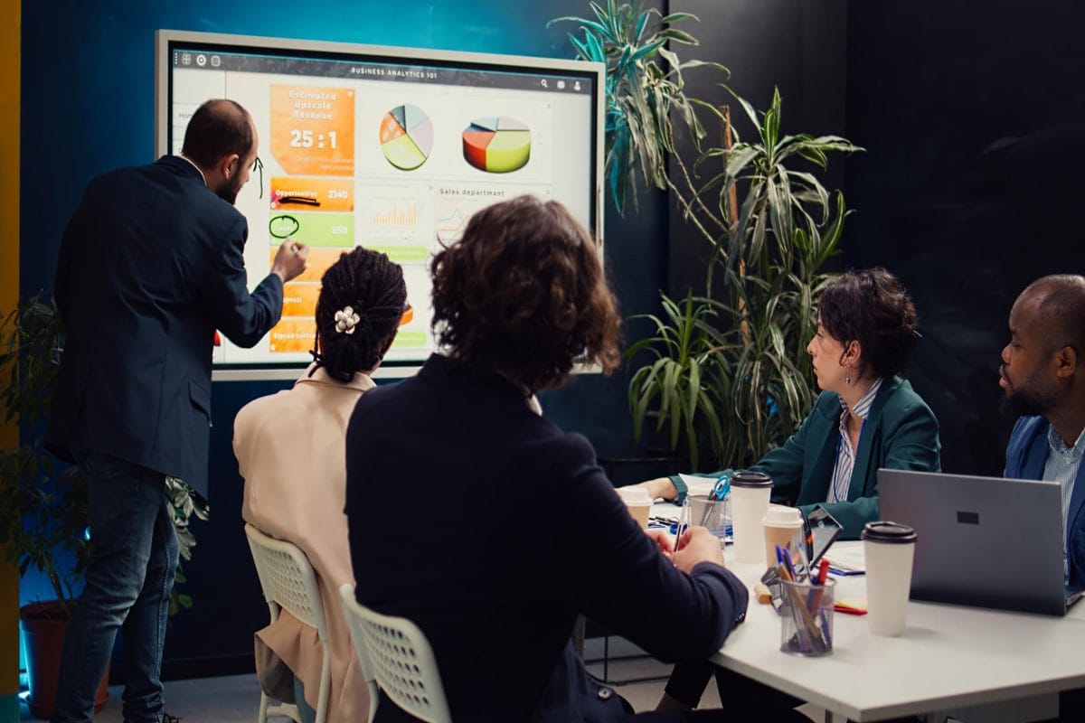 How Employee Monitoring Tools Are Reshaping the Modern Workplace