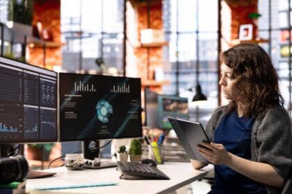 How Autonomous AI Agents are Transforming Financial Analytics
