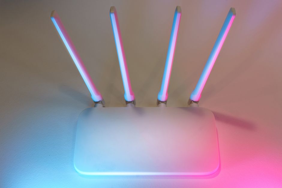 Android says connected but nothing loads? Fix it in minutes with 12 checks - from 30-second toggles to the MAC randomization setting nobody mentions.