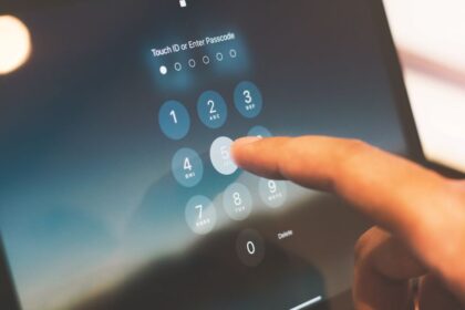 Face ID not working on your iPhone? Clean the sensor, check the switches, reset and re-enroll, and know when it's a hardware fault. Steps in order.